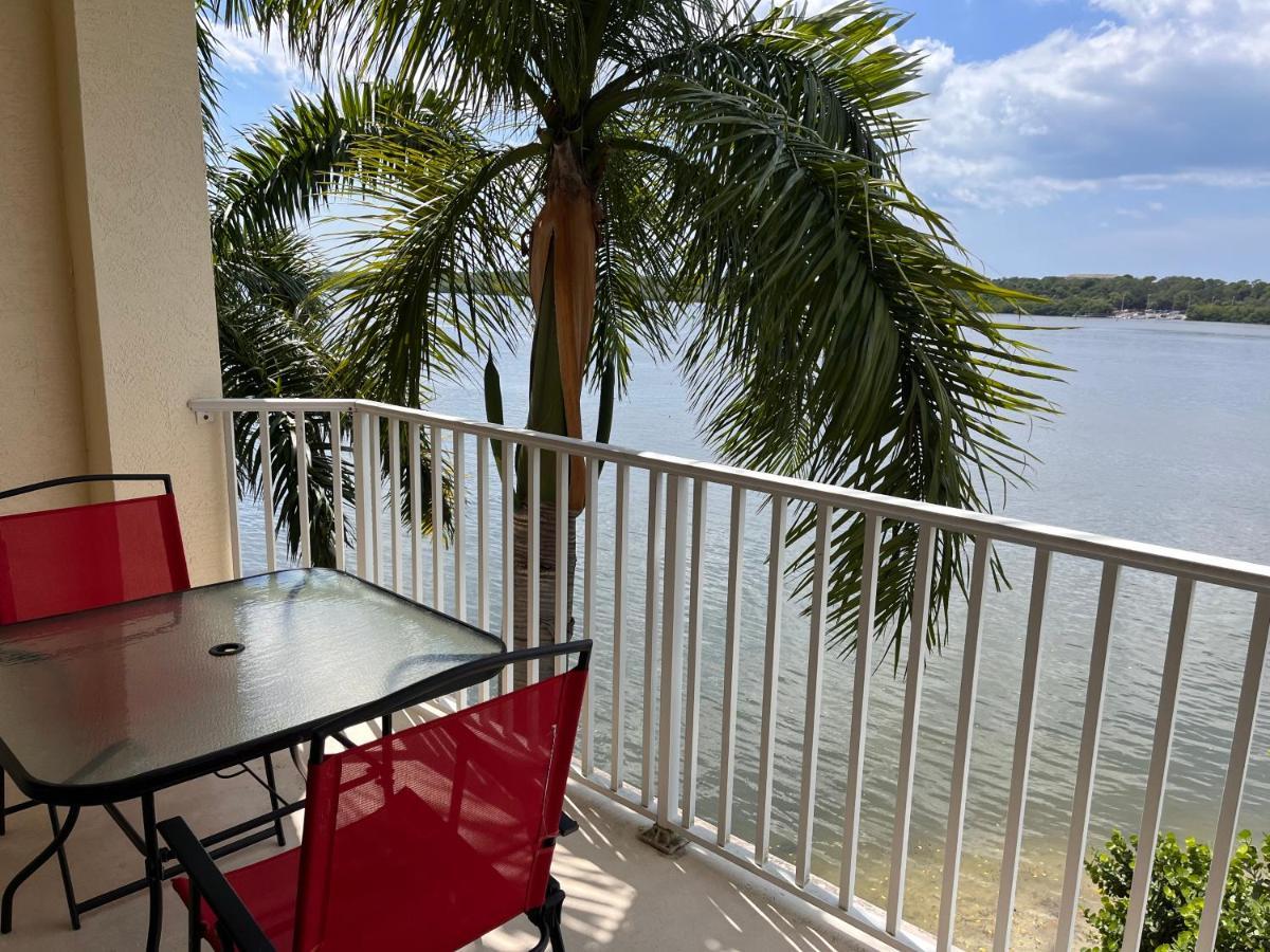 Oceanfront Luxury Condo! Mins To Beach! Rum Bar Next Door! St. Petersburg Kültér fotó